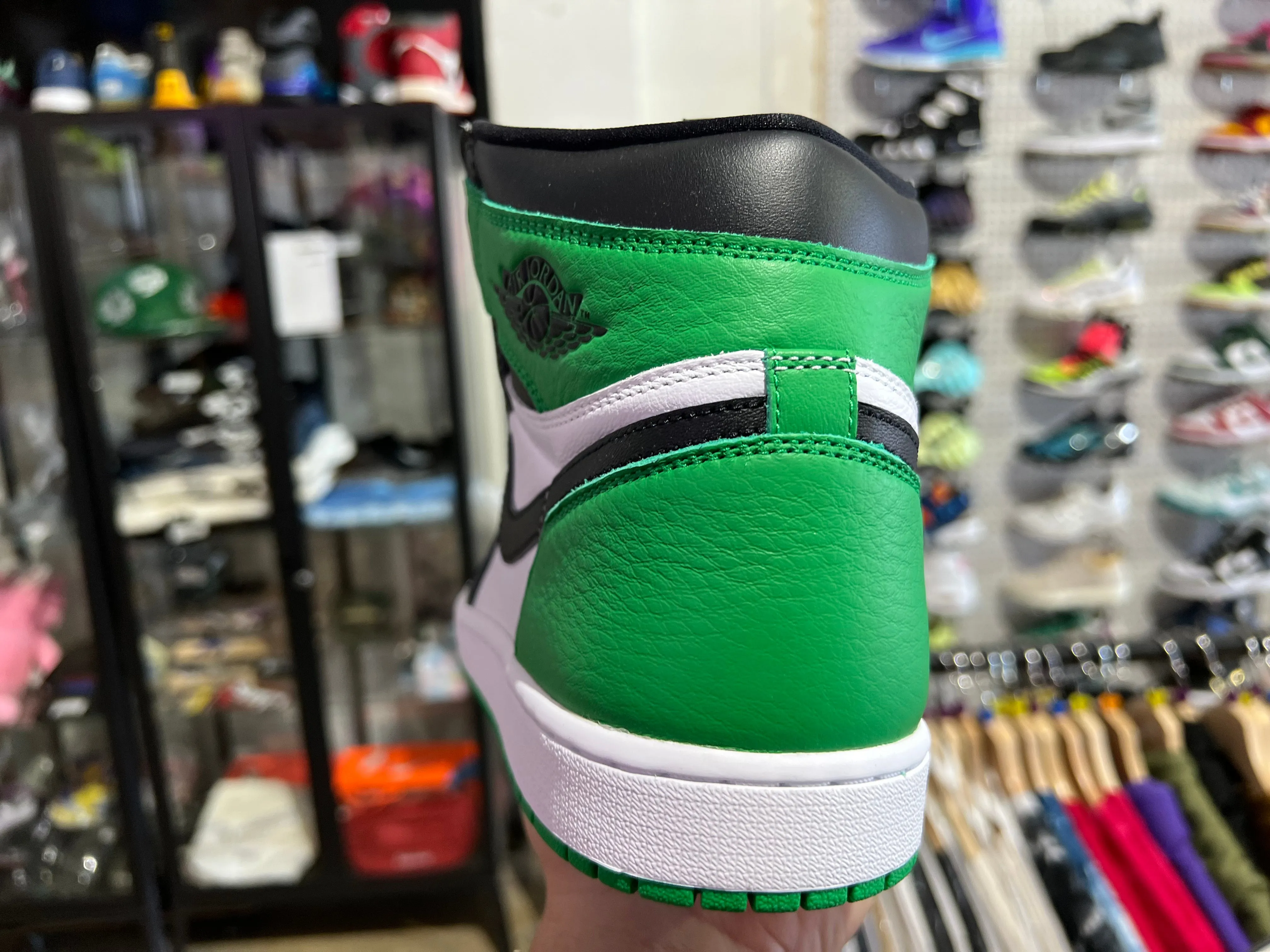 Air Jordan 1 Retro - Lucky Green